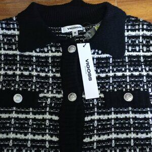 New VIGOSS Plaid Tweed Button Closure Top! Mid-sleeve, Classy & Chic! Size - (M)